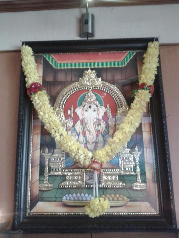 Oyo 9633 Hotel Srinidhi Residency Bangalore Eksteriør bilde